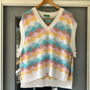 United Colors of Benetton Retro Women’s Sweater Vest